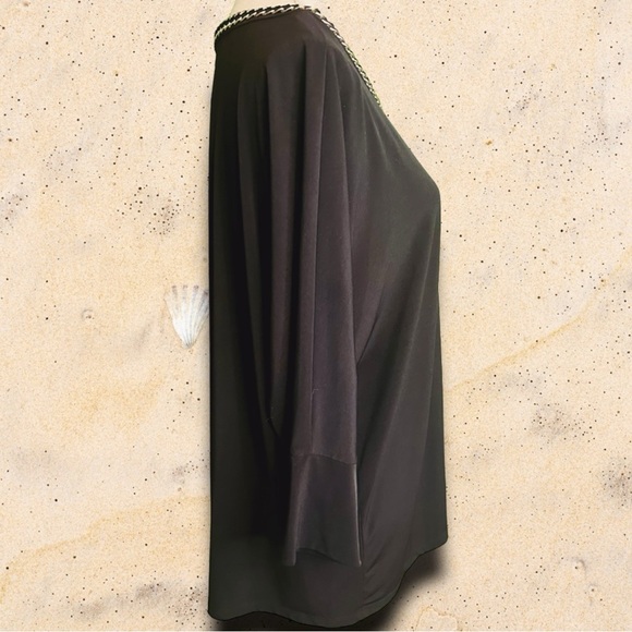 Calvin Klein Women’s Plus Size Black Dolman Sleeve Blouse With Gold Chain Neck - Picture 5 of 12